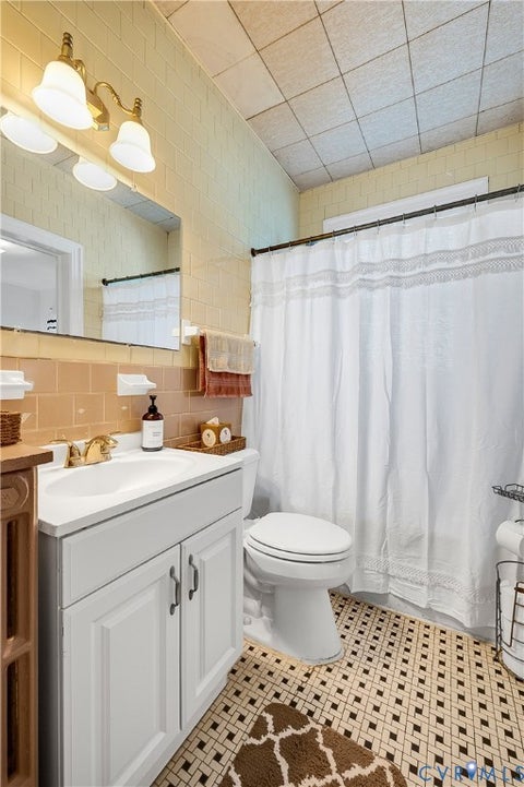 Tiny photo for 1714 Oakdale Avenue, Richmond, VA 23227 (MLS # 2623144)