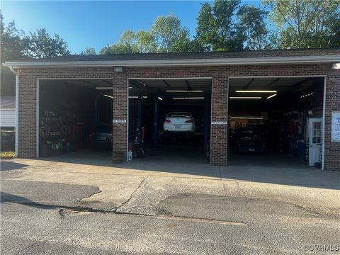 Tiny photo for 204 E Nunnally Street, Burkeville, VA 23922 (MLS # 2518809)