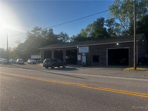Tiny photo for 204 E Nunnally Street, Burkeville, VA 23922 (MLS # 2518809)