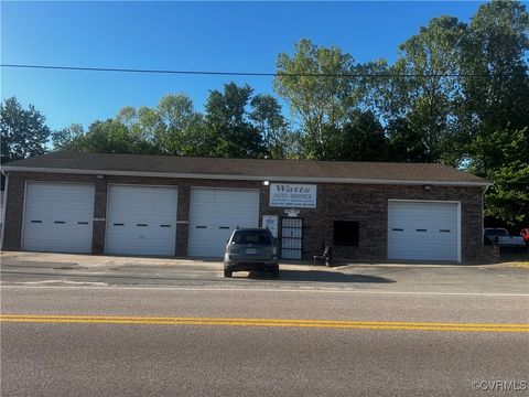 Tiny photo for 204 E Nunnally Street, Burkeville, VA 23922 (MLS # 2518809)