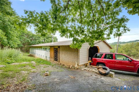 Tiny photo for 94 Courthouse Estates Drive, Castlewood, VA 24224 (MLS # 2618958)