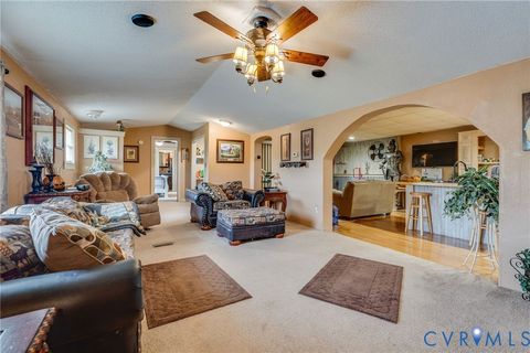Tiny photo for 94 Courthouse Estates Drive, Castlewood, VA 24224 (MLS # 2618958)