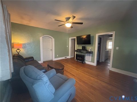 Tiny photo for 915 W Carolina Avenue, Crewe, VA 23930 (MLS # 2601846)