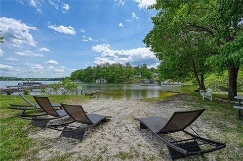 Tiny photo for 6200 Bills Road, Mineral, VA 23117 (MLS # 2517912)