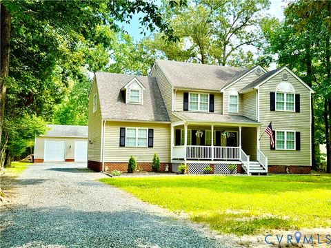 Photo of 255 Parkwood Drive, Aylett, VA 23009 (MLS # 2600440)