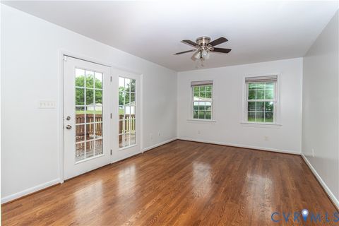 Tiny photo for 1525 Baxter Road, Petersburg, VA 23803 (MLS # 2612082)