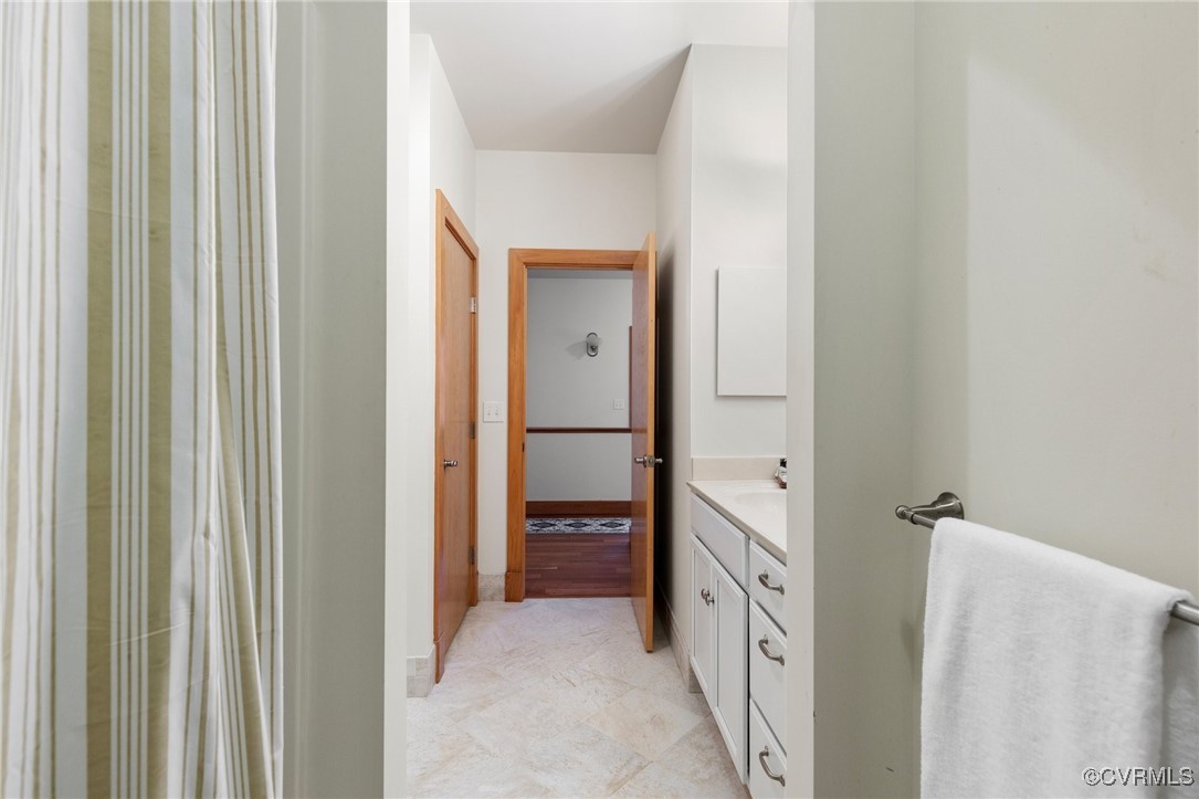 Buckingham, Virginia 23921, United States, 3 Bedrooms Bedrooms, ,4 BathroomsBathrooms,Residential,Pending,31499