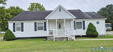Photo of 1025 Sunnyside Road, Tappahannock, VA 22560 (MLS # 2527616)