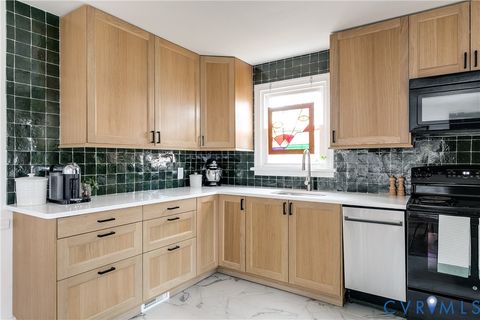 Tiny photo for 116 W 33rd Street, Richmond, VA 23225 (MLS # 2605402)