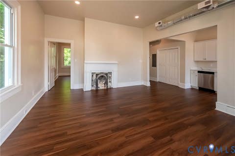 Tiny photo for 840 Commerce Street, Petersburg, VA 23803 (MLS # 2622373)