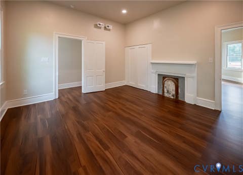 Tiny photo for 840 Commerce Street, Petersburg, VA 23803 (MLS # 2622373)
