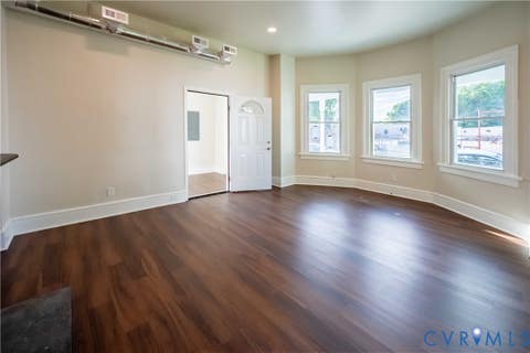 Tiny photo for 840 Commerce Street, Petersburg, VA 23803 (MLS # 2622373)