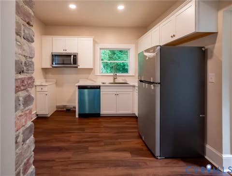 Tiny photo for 840 Commerce Street, Petersburg, VA 23803 (MLS # 2622373)