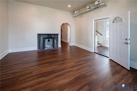 Tiny photo for 840 Commerce Street, Petersburg, VA 23803 (MLS # 2622373)