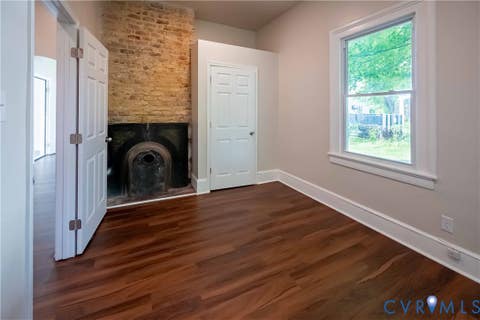 Tiny photo for 840 Commerce Street, Petersburg, VA 23803 (MLS # 2622373)