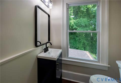 Tiny photo for 840 Commerce Street, Petersburg, VA 23803 (MLS # 2622373)