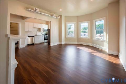 Tiny photo for 840 Commerce Street, Petersburg, VA 23803 (MLS # 2622373)