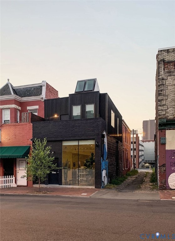 311 N 2nd Street St, Richmond, VA, 23219