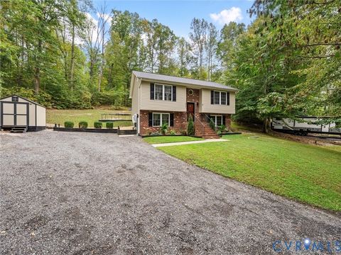 Tiny photo for 26315 Hill Road, Ruther Glen, VA 22546 (MLS # 2528936)