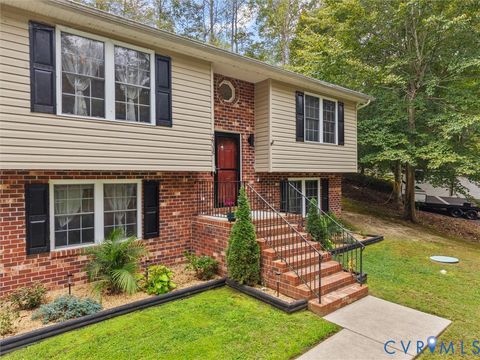 Tiny photo for 26315 Hill Road, Ruther Glen, VA 22546 (MLS # 2528936)
