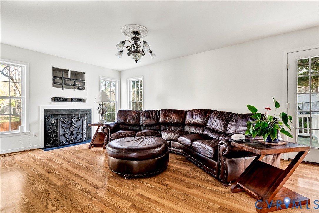 7116 Harbor Light Way