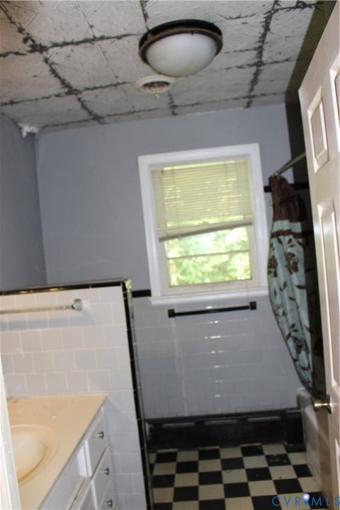 Tiny photo for 1645 Wilton RD, Petersburg, VA 23805 (MLS # 2626270)