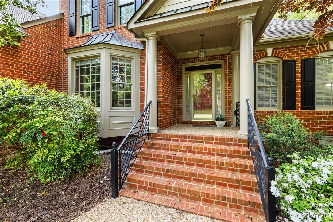 5804 Ascot Glen Drive