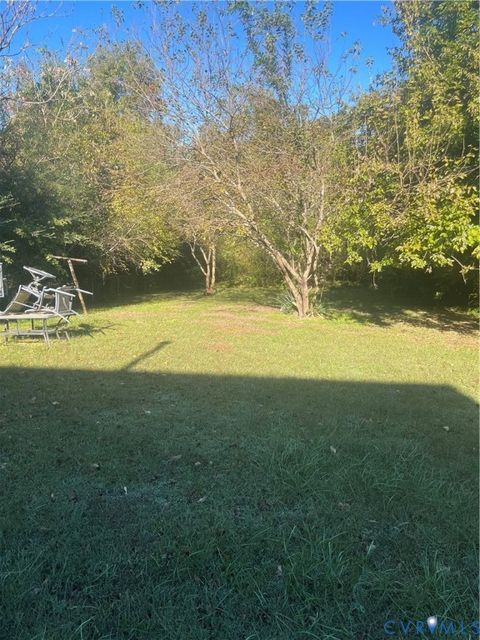 Tiny photo for 1326 Custer Street, Petersburg, VA 23803 (MLS # 2529361)