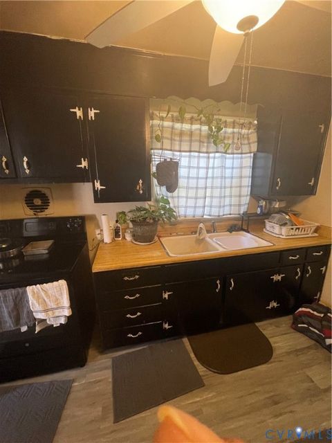 Tiny photo for 1326 Custer Street, Petersburg, VA 23803 (MLS # 2529361)
