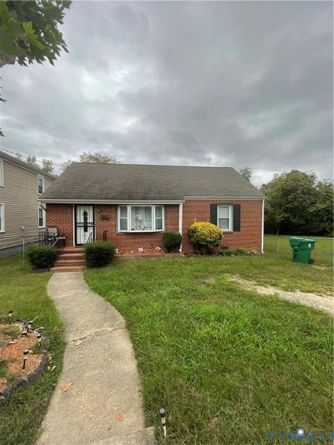 Tiny photo for 1326 Custer Street, Petersburg, VA 23803 (MLS # 2529361)