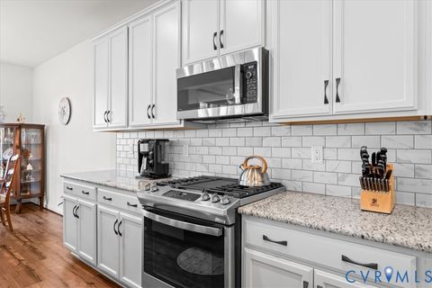 Tiny photo for 18621 Palisades Ridge, Moseley, VA 23120 (MLS # 2618676)