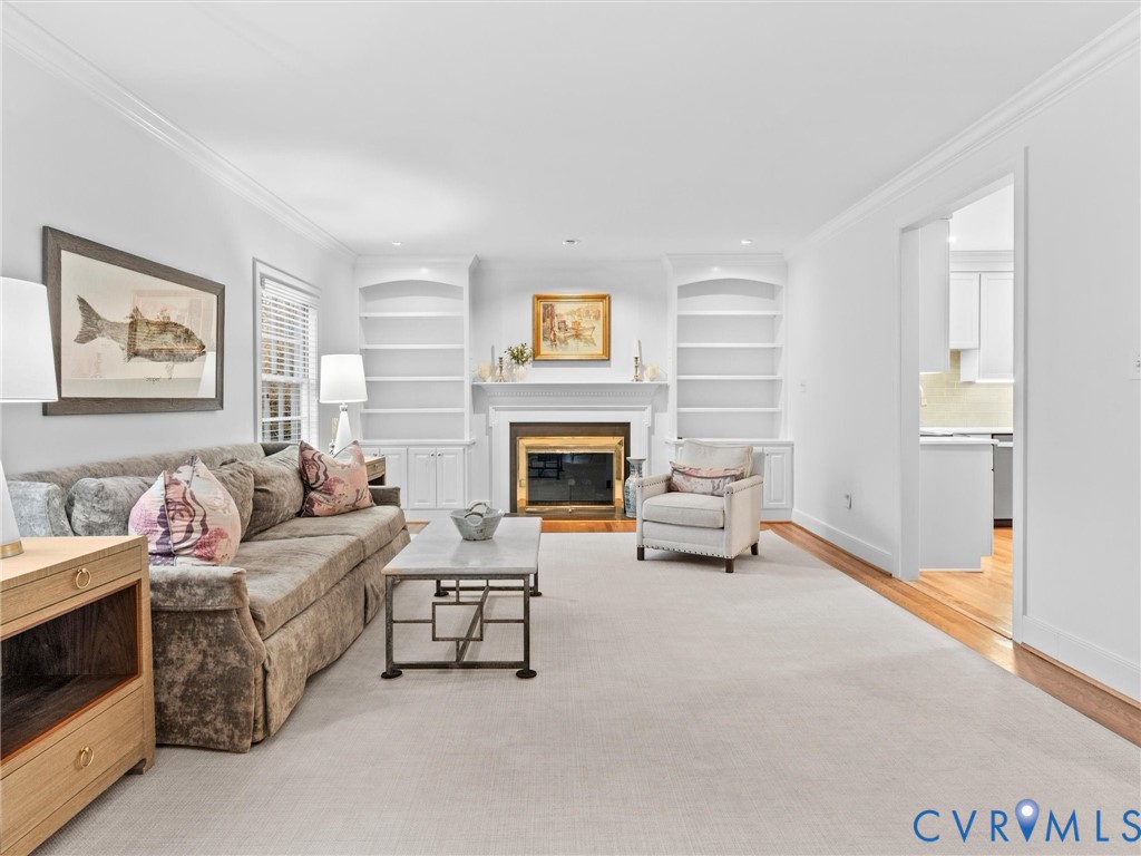 300 North Ridge Road 31