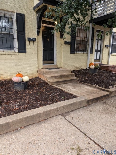 Tiny photo for 114 S Addison Street #Upper, Richmond, VA 23220 (MLS # 2625629)