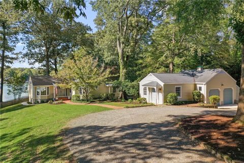 Photo of 126 Lancaster Road, Irvington, VA 22480 (MLS # 2526826)