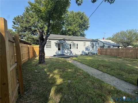 Tiny photo for 507 N 6th Avenue, Hopewell, VA 23860 (MLS # 2622336)