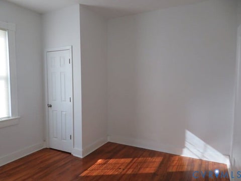 Tiny photo for 118 Grigg Street, Petersburg, VA 23803 (MLS # 2619456)