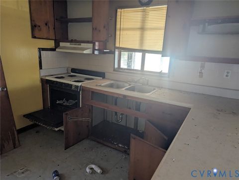 Tiny photo for 1310 Birdsong Road, South Prince George, VA 23805 (MLS # 2603222)