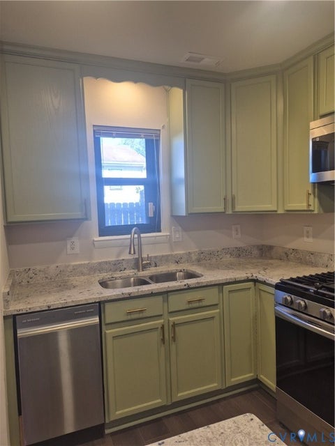 Tiny photo for 17 Jarratt Court, Petersburg, VA 23803 (MLS # 2628475)