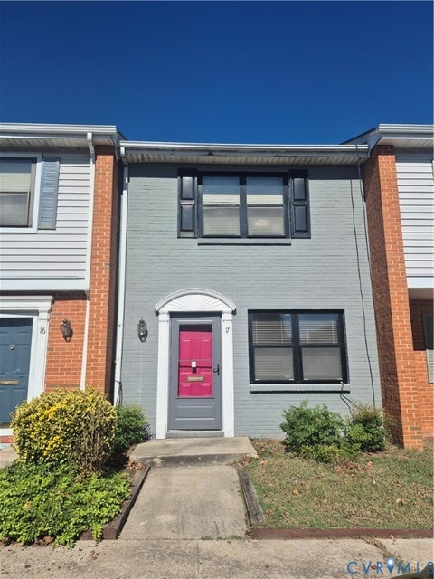Photo of 17 Jarratt Court, Petersburg, VA 23803 (MLS # 2628475)