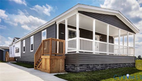 Photo of 406 Monroe Street, Chase City, VA 23924 (MLS # 2617572)