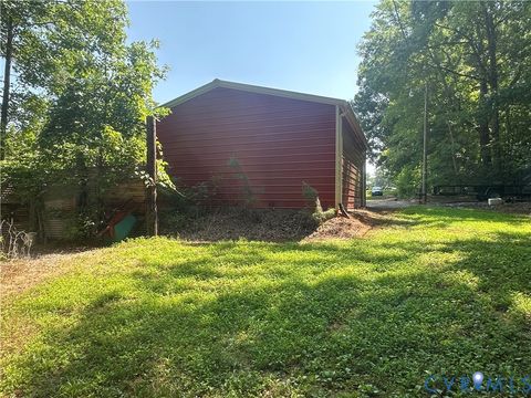 Tiny photo for 406 Monroe Street, Chase City, VA 23924 (MLS # 2617572)