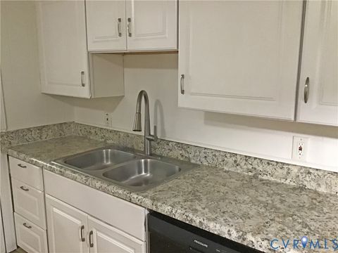 Tiny photo for 510 Jefferson Avenue, Hopewell, VA 23860 (MLS # 2612246)