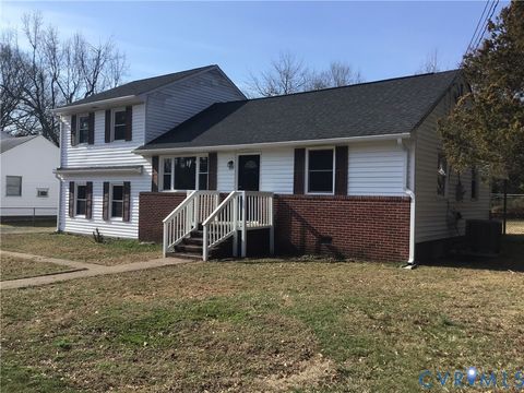 Photo of 510 Jefferson Avenue, Hopewell, VA 23860 (MLS # 2612246)