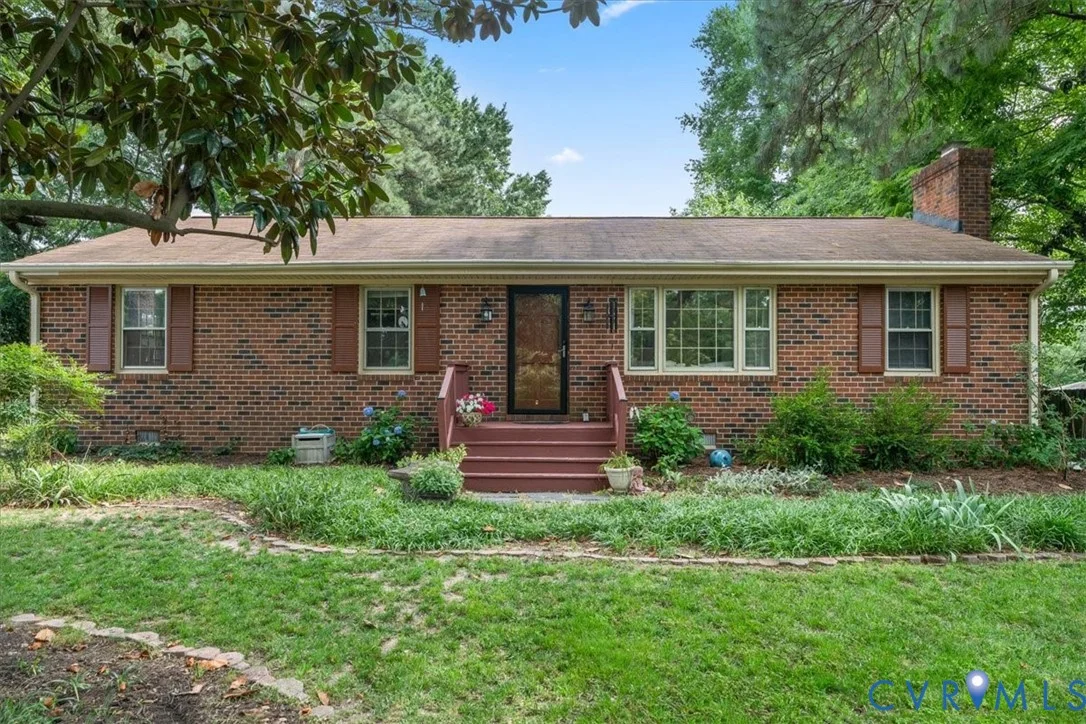 12203 Mckenna Circle