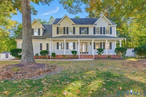 Photo of 15124 Majestic Creek Drive, South Chesterfield, VA 23834 (MLS # 2529883)