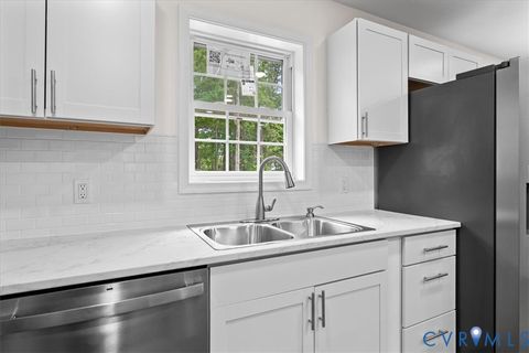 Tiny photo for 1106-01108 Amelia Street, Petersburg, VA 23803 (MLS # 2610908)