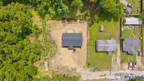 Tiny photo for 1106-01108 Amelia Street, Petersburg, VA 23803 (MLS # 2610908)