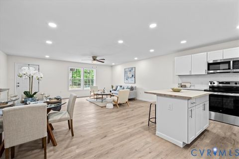 Tiny photo for 1106-01108 Amelia Street, Petersburg, VA 23803 (MLS # 2610908)