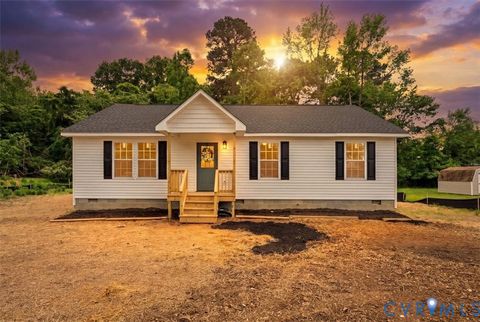 Photo of 1106-01108 Amelia Street, Petersburg, VA 23803 (MLS # 2610908)