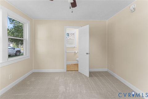 Tiny photo for 702 Daingerfield Street, Tappahannock, VA 22560 (MLS # 2617842)